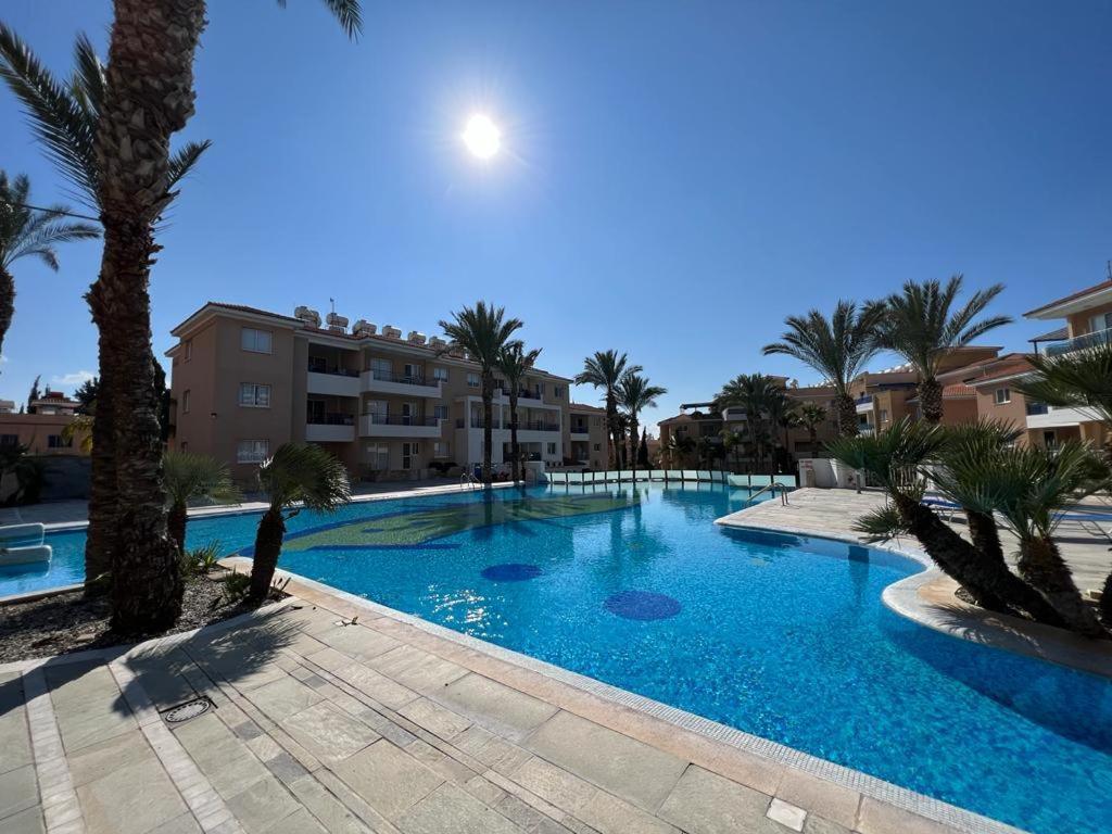 Casa Del Sol Townhouse In Iris Village Paphos Exteriér fotografie